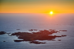 Ona i solnedgang - Flyfoto